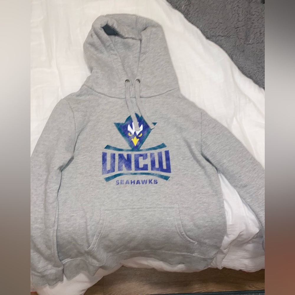Uncw sweatshirt